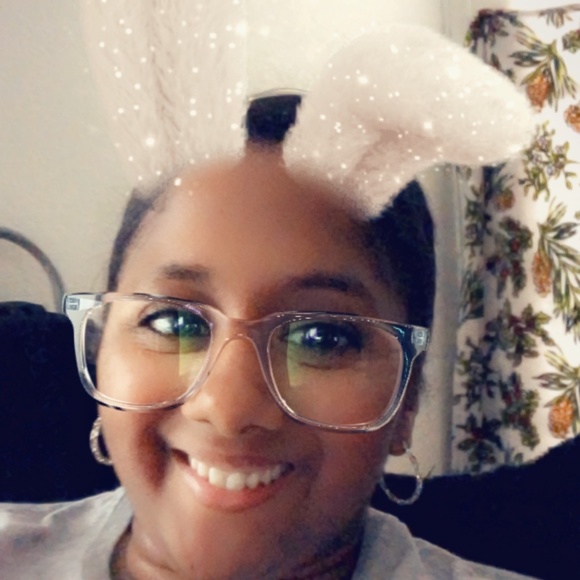 Meet your Posher, TeShandell - Picture 1 of 1